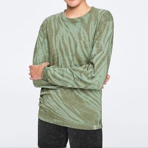 PINK Victoria's Secret Campus Tee